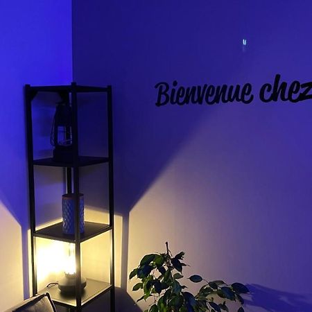 Bienvenue Chez Vous "Appartement Classe 2 Etoiles En Rdc Avec Espace Exterieur Et Parking" Dole Ngoại thất bức ảnh